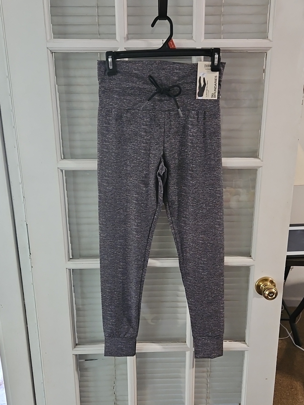 NWT No Boundaries Heather Gray Tie Waist High-Rise Leggings. Sz S/M